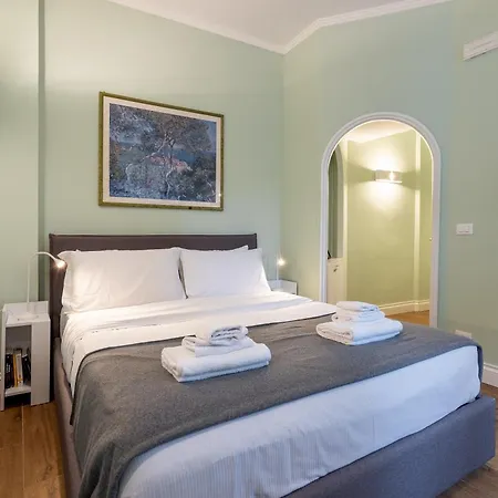 The Tiny Barbadori Apartment Florence